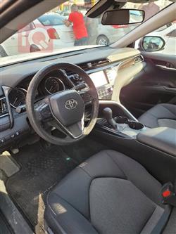 تۆیۆتا کامری